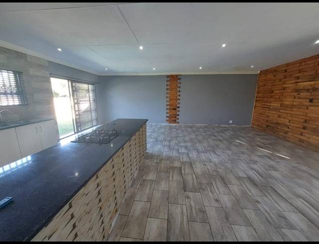 3 BEDROOM PROPERTY TO RENT IN VANDERBIJLPARK SE 1